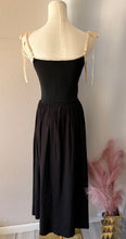 Load image into Gallery viewer, The Elara Midi Dress (Black)
