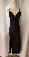 Load image into Gallery viewer, Annalise Satin Midi Dress