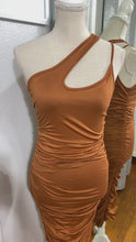 Load and play video in Gallery viewer, One Shoulder Ruched Dress (RUST)
