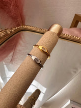 Load image into Gallery viewer, The Mirage Ring (Silver)

