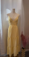 Load image into Gallery viewer, Buttercup Midi Dress
