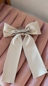 Faux Leather Bow (Ivory)